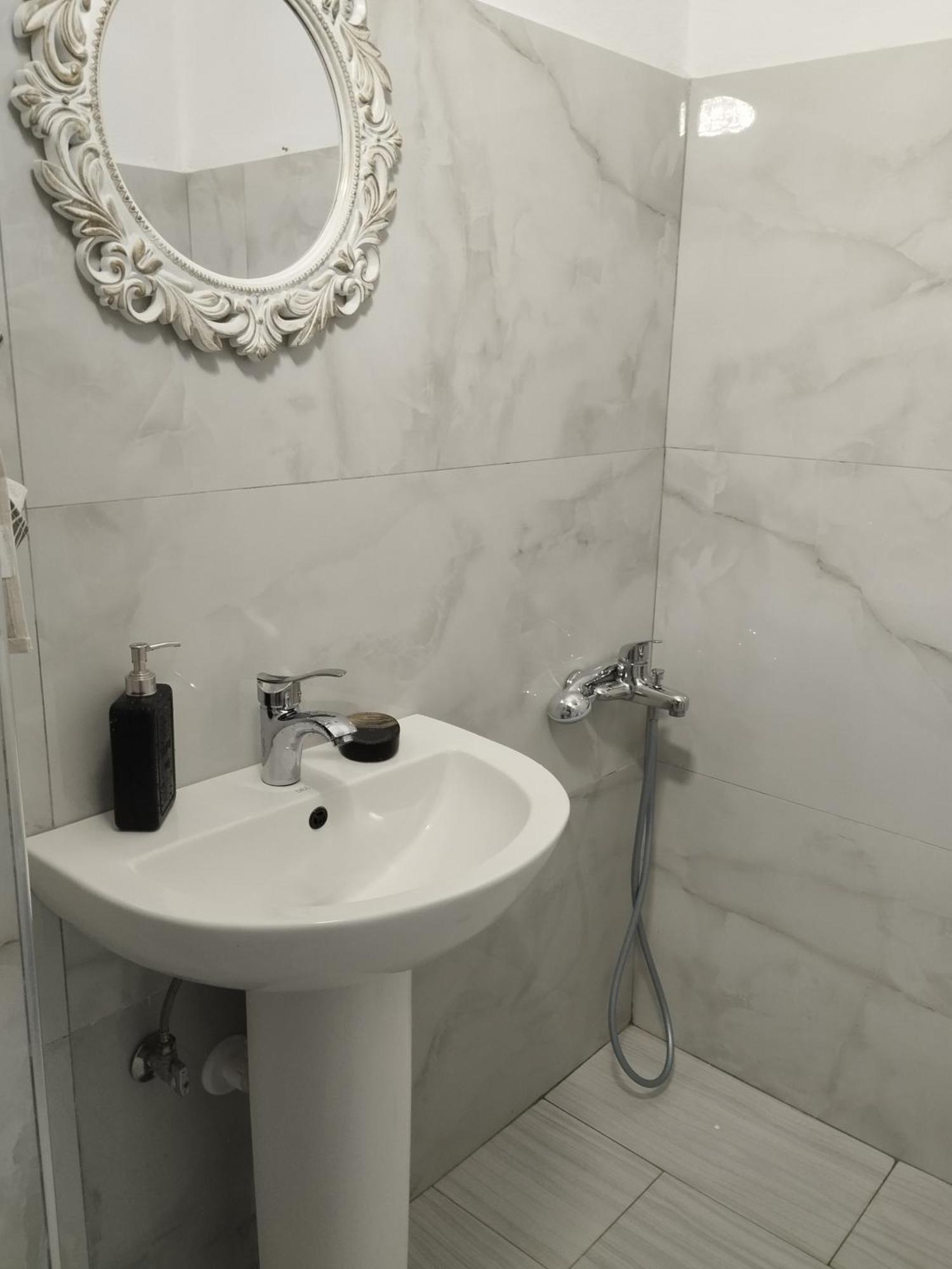 Dim'S Villas كيبارو الغرفة الصورة